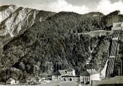 10-Wasserkraftwerk-mit-Wasserschlo---168000-PS-Spitzenleistung